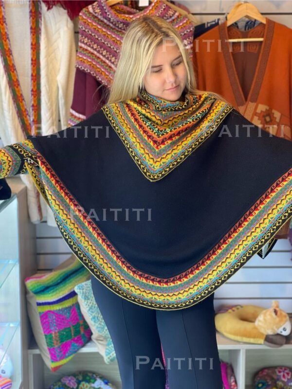 Poncho con mangas - Image 2